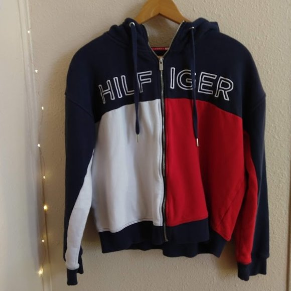 Hilfiger Jackets & Blazers - ✩Color-block Hilfiger Sweatshirt✩